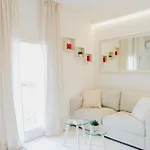 Апартаменты 51 White *