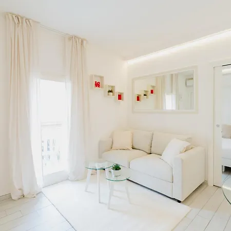 51 White * Forte dei Marmi