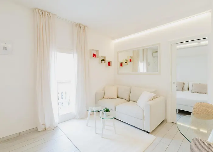 51 White * Forte dei Marmi